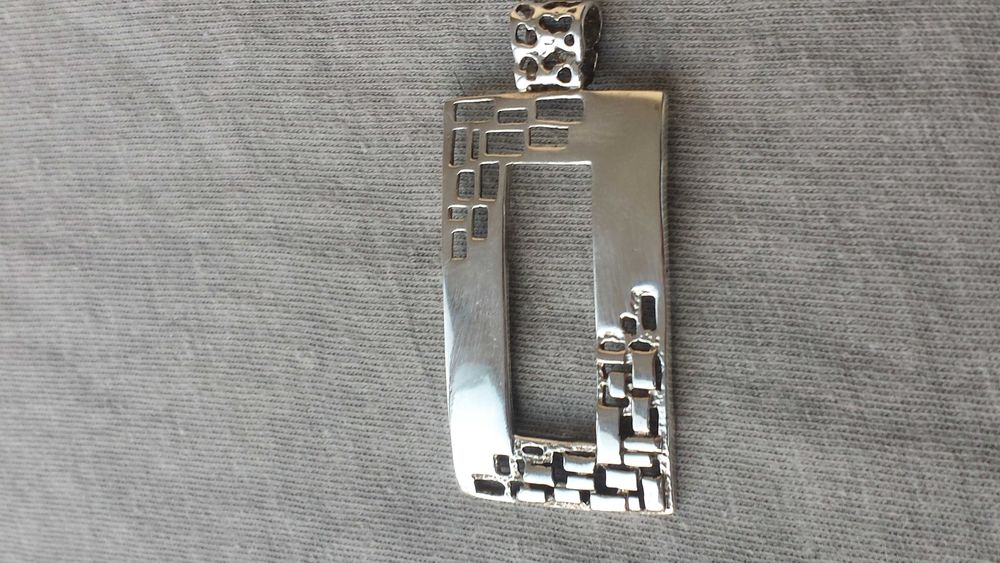 Голяма Нова Дизайнерска Сребърна Висулка 6.15 гр. / проба 925