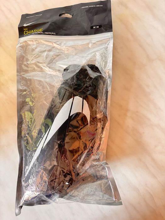 Кори Nike Charge, размер M, нови