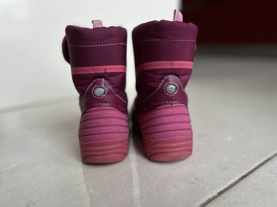 Светещи ботуши и затворени обувки DD Step за момиче, 28 номер