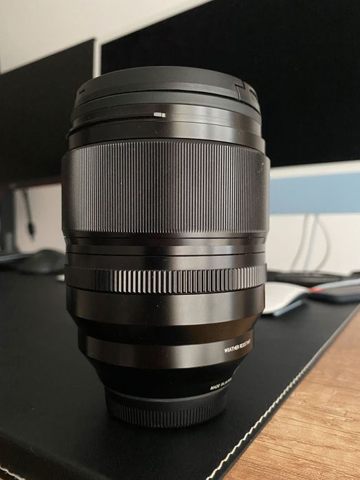 Fujifilm XF 50mm f/1 R WR