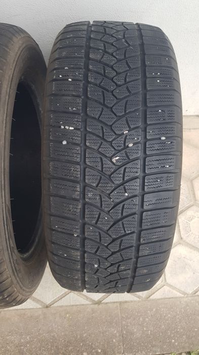 2 бр. зимни гуми 235 55 17 Firestone