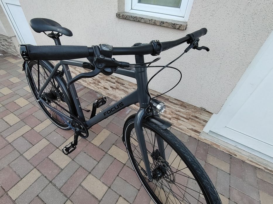 Bicicleta Focus Planet pe curea