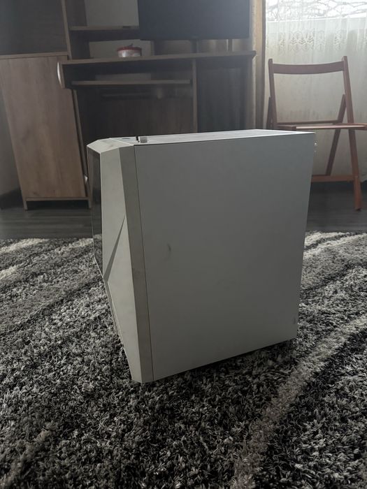 Vand/schimb pc gaming