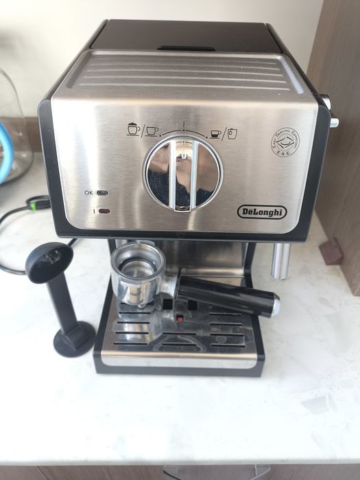 Рожковая кофеварка Delonghi