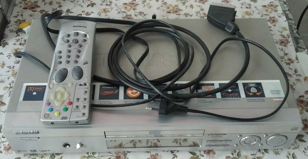 Vând dvd-player Thompson