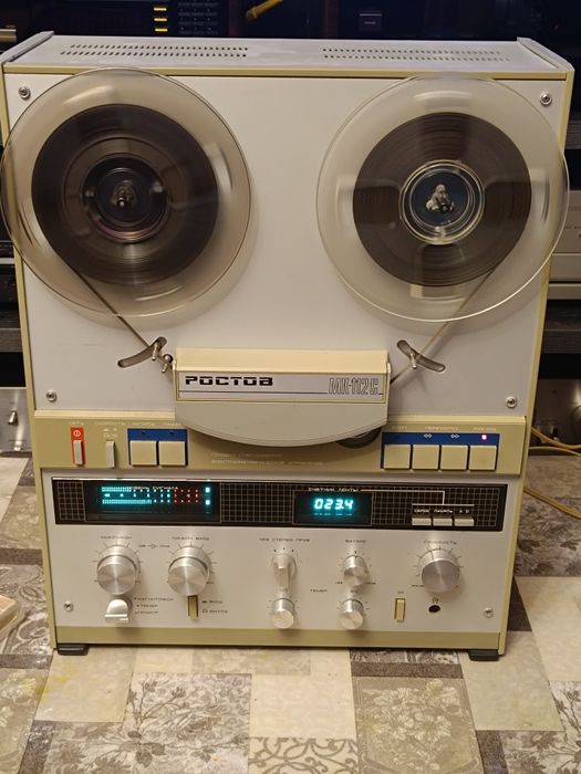 Магнитофон Ростов МК-112с