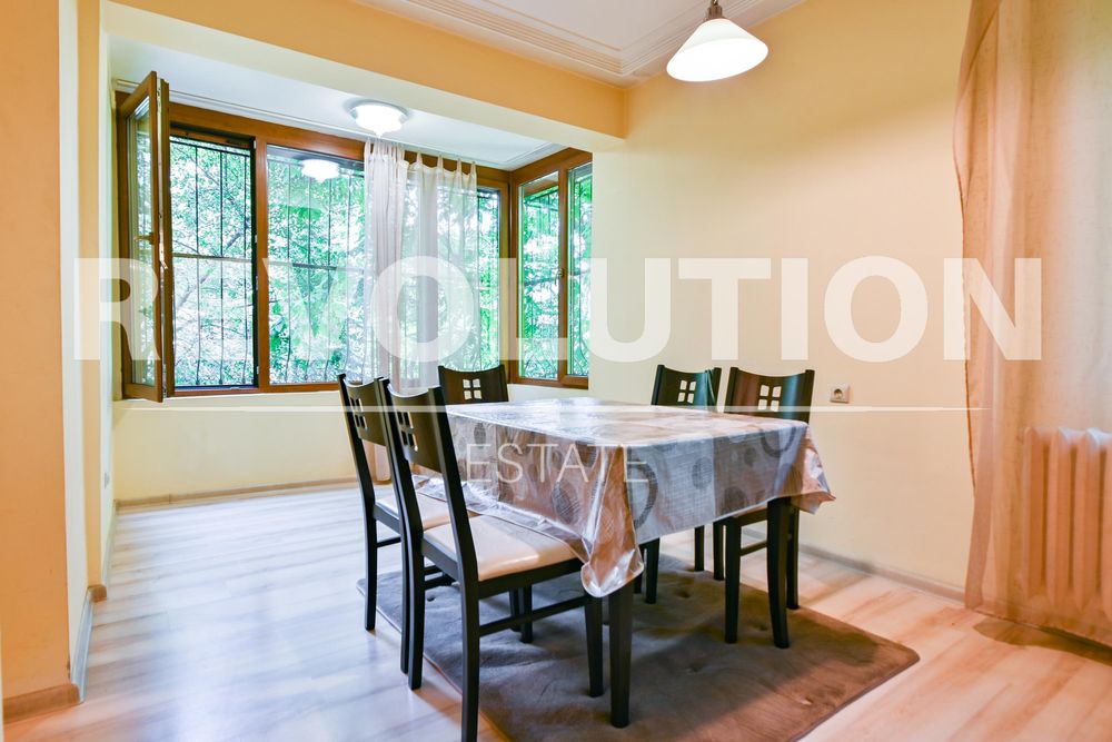 Дава се под наем Тристаен апартамент в София, Гоце Делчев - 110 кв.м за 847.62 € - Снимка #3