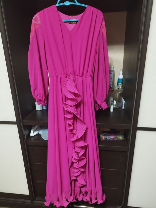 Платье вечернее размер 48-50