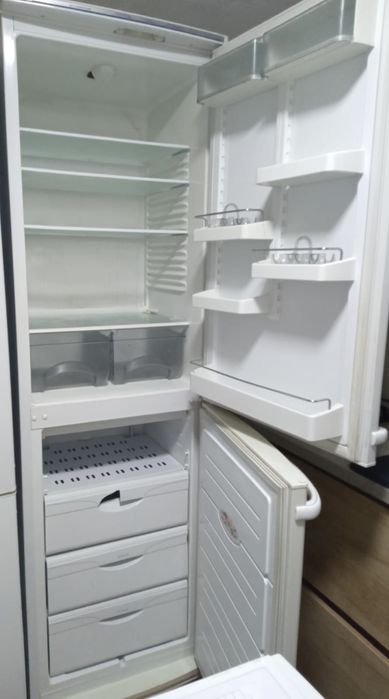 Продам холодильник