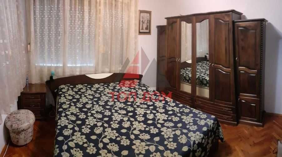 Дава се под наем Тристаен апартамент в Варна, Базар Левски - 75 кв.м за 500 € - Снимка #5