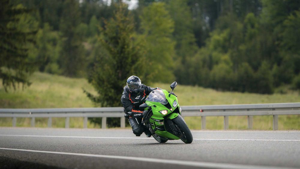 Kawasaki ZX6R 2008