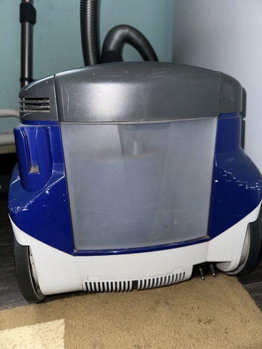 Пылесос б/у все работает