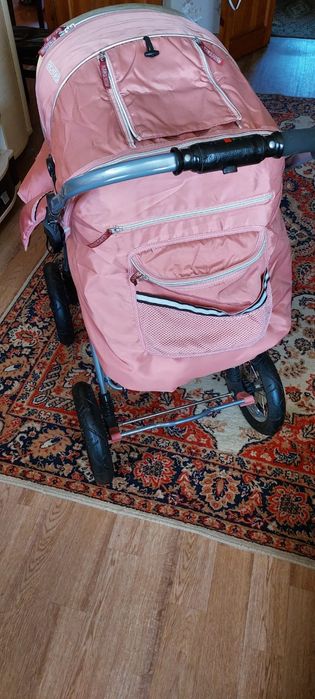 Коляска прогулочная