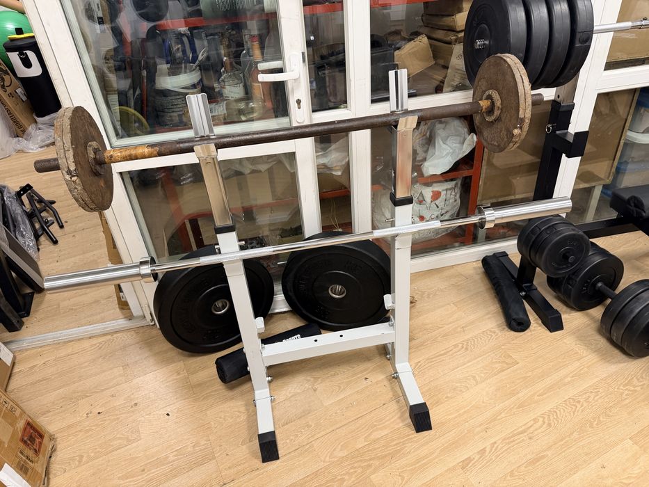 Bara Olimpica noua, 50 mm, 9 kg. 150 cm pret 350 lei, am si Discuri