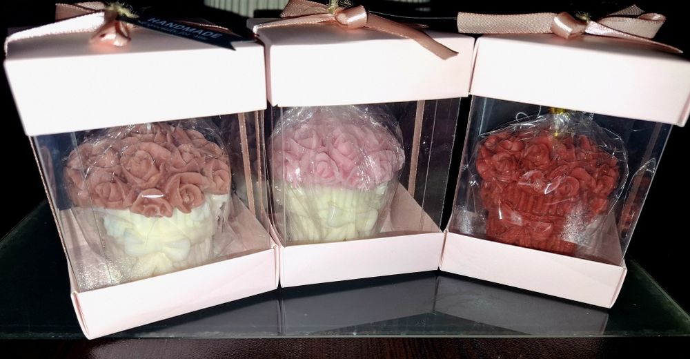 Ароматни свещи от соев и пчелен восък