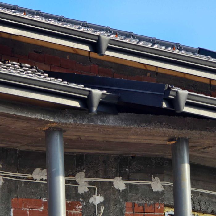 Божидар строи ви предлага на вашето внимание