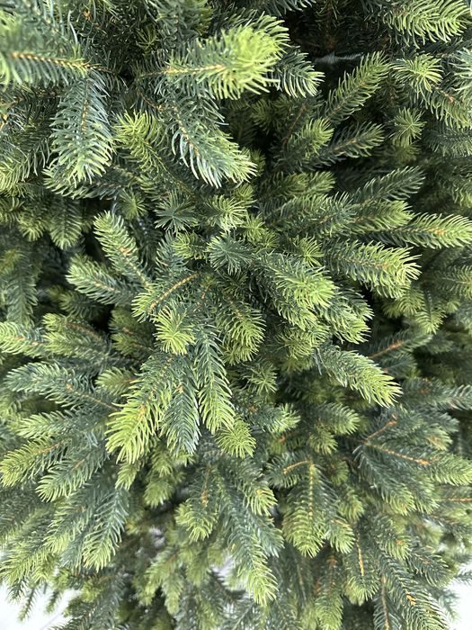 Елка Версаль 210