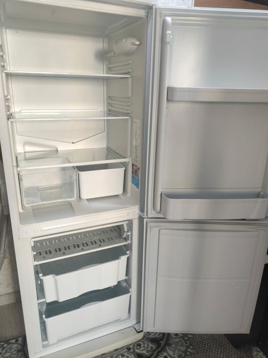 Холодильник индезит