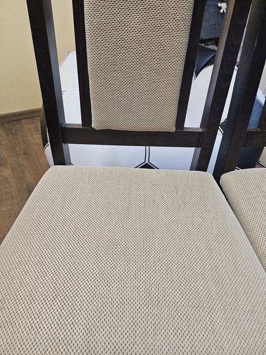 Трапезна маса + 2 стола