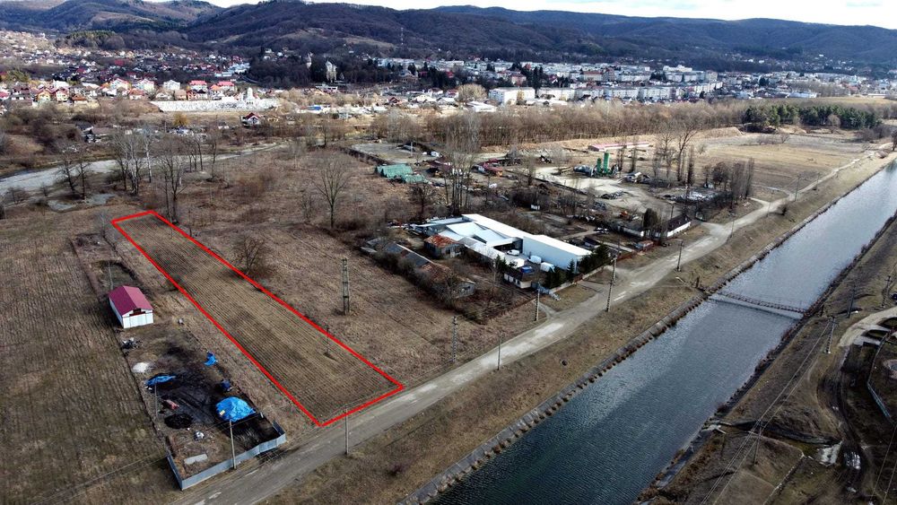 Teren de vânzare în Curtea de Argeș