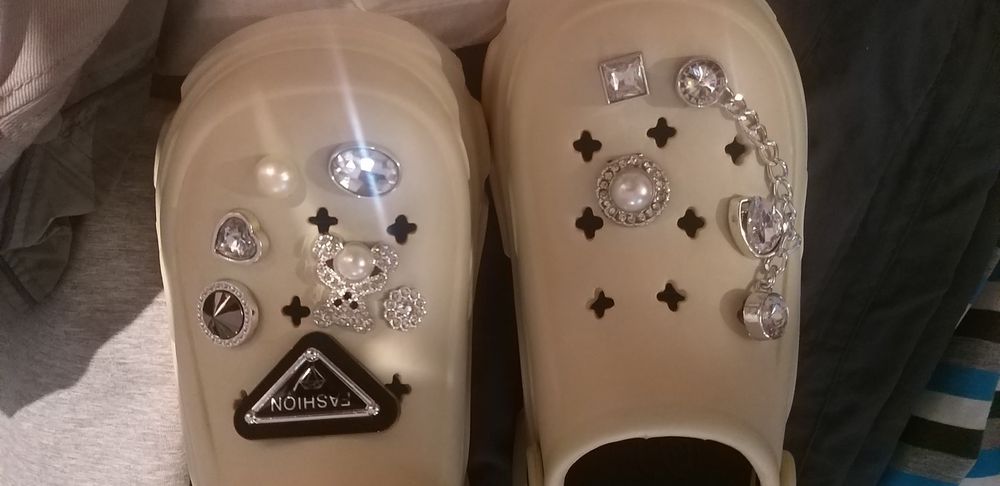 Крокосы продам новые срочно