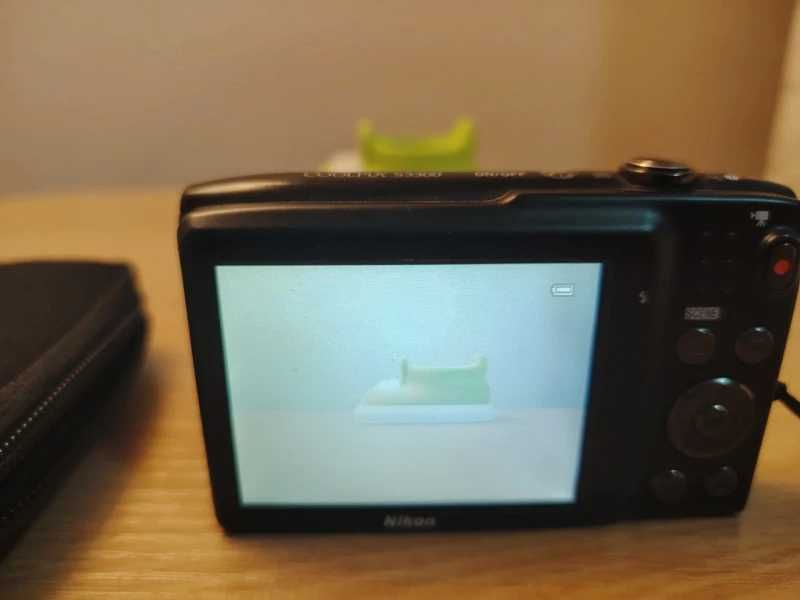 Nikon Coolpix S3300