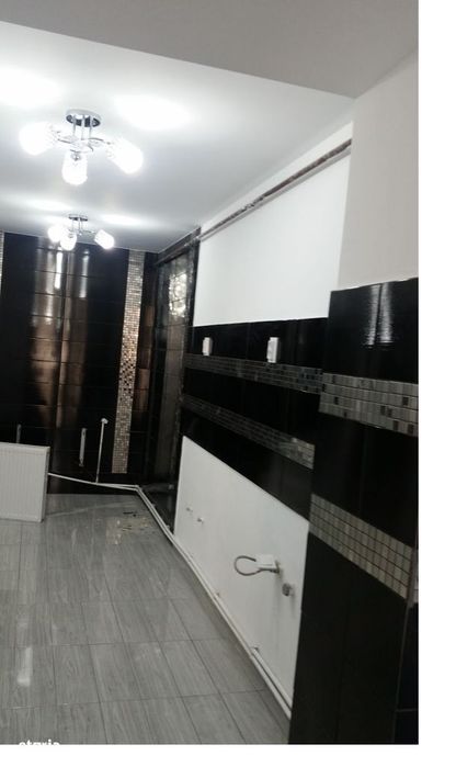 Apartament cu 3 camere decomandate, G. Enescu