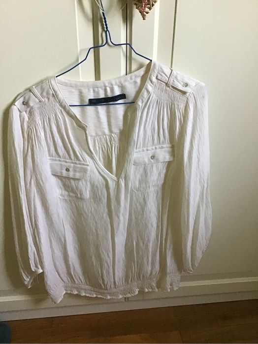 Bluze si rochii din panza topita in culori pastelate