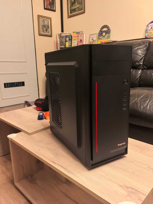 Настолен компютър ASUS , Intel I3, Quadro, 8gb ram , SSD