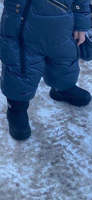 Черные дутики зима