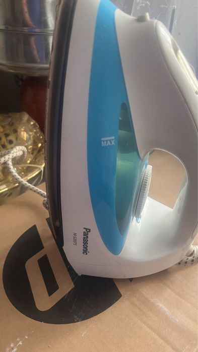 Продаю утюг