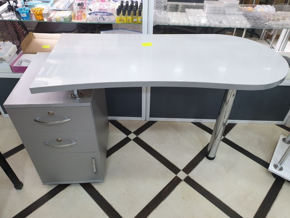 Помощник для салонов красоты.