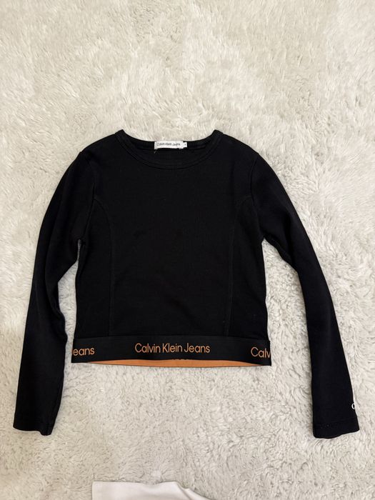 Кофточки в отличном состоянии на возраст 7-8 лет