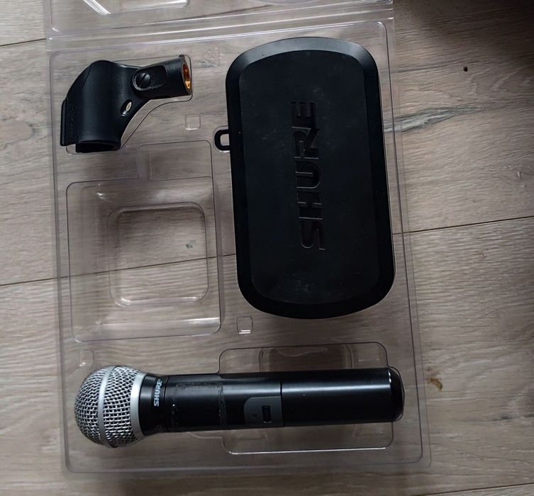 Беспроводной микрофон Shure