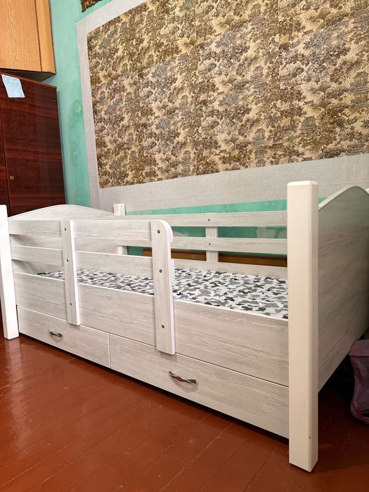 Кровать детская /подростковая с ящиками
