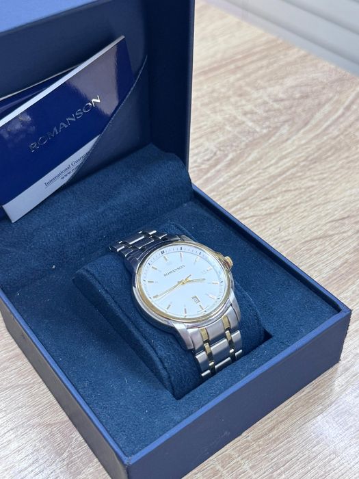 Часы кварцевые ROMANSON(os14b)