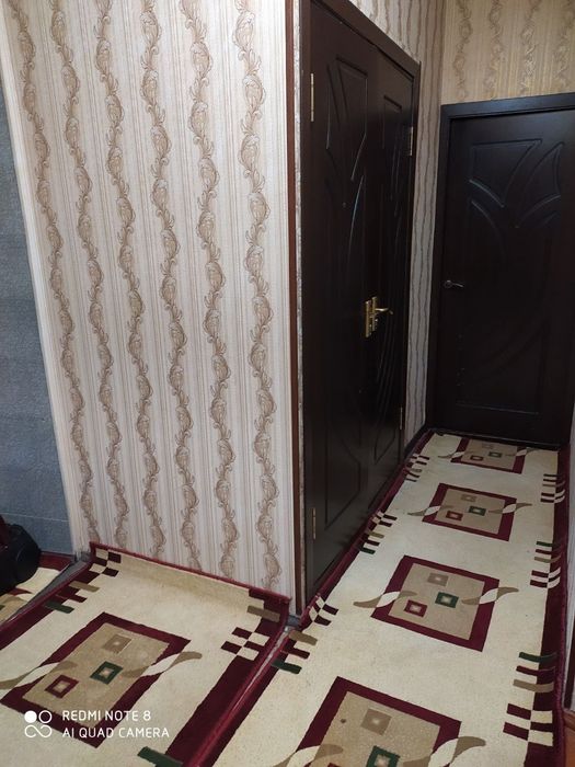 Olmazor tumani Beruniy 3 da kvartira sotiladi