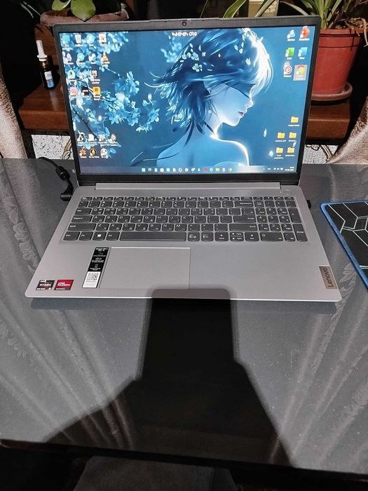 Lenovo IdeaPad 3 — Ryzen 5 5500U / 8GB / 1TB / Состояние 10/10