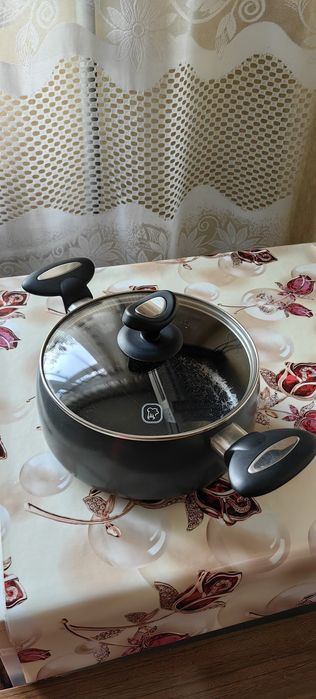 Продам кастрюлю недорого