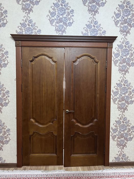 Есік дверь.