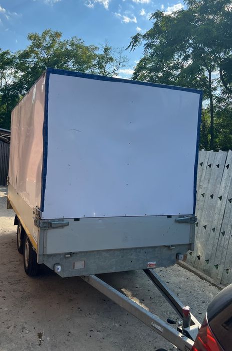 Remorca auto 750kg inchisa