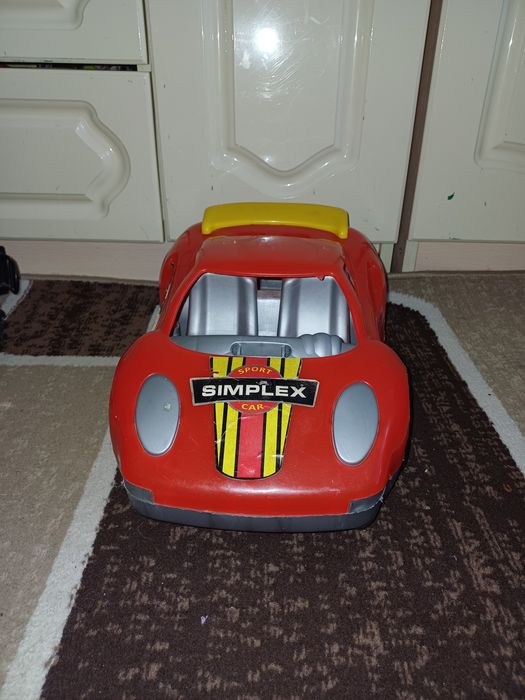 Две больших машины 30-40 см