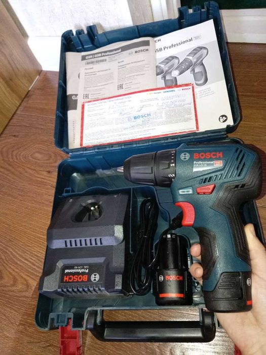 Двухскоростная безударная дрель-шуруповёрт Bosch GSR 12V-30