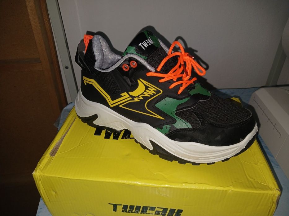 Кроссовки мужские новые