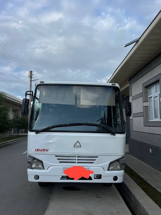 iisuzu np21 avtobus 2009 yili mator qilingan tel .