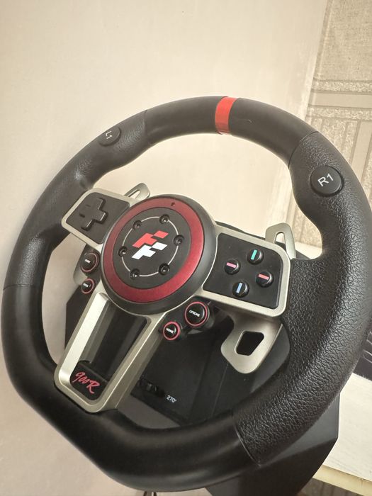 Руль игровой с педалями