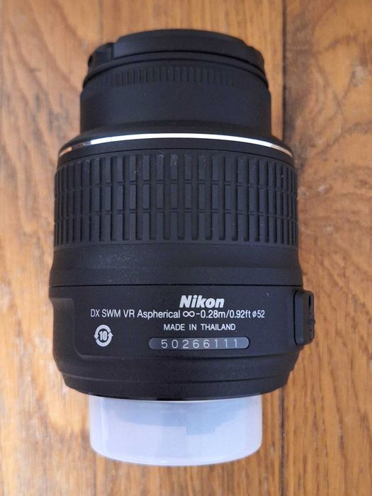 Obiectiv Nikon AF-S DX NIKKOR 18-55mm f/3.5-5.6G VR