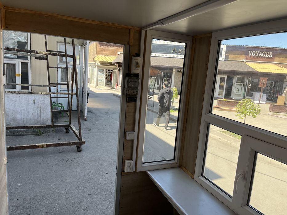 Продам киоск ( бутка) размер 2 х 1,5