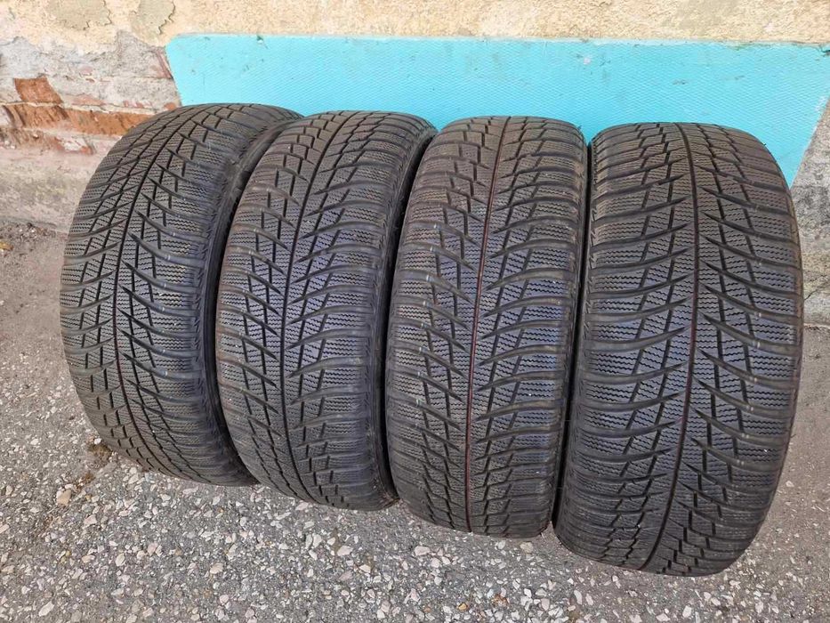 4 Bridgestone R17 215/55 Зимни гуми  DOT2718