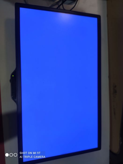 Продам LED телевизор 50 см